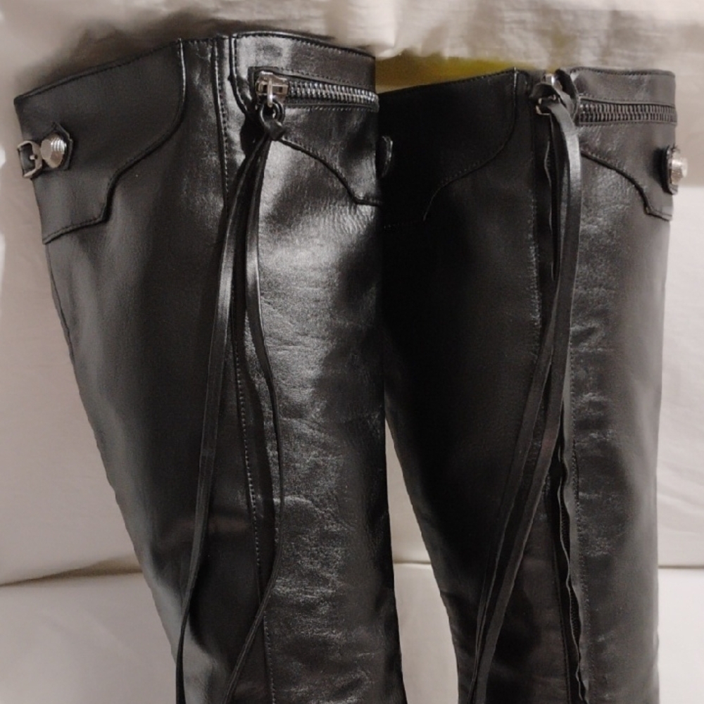 SALE! NWOT Black Knee-High Faux Leather Studded Boots Sz.41 (#23) - Picture 6 of 14